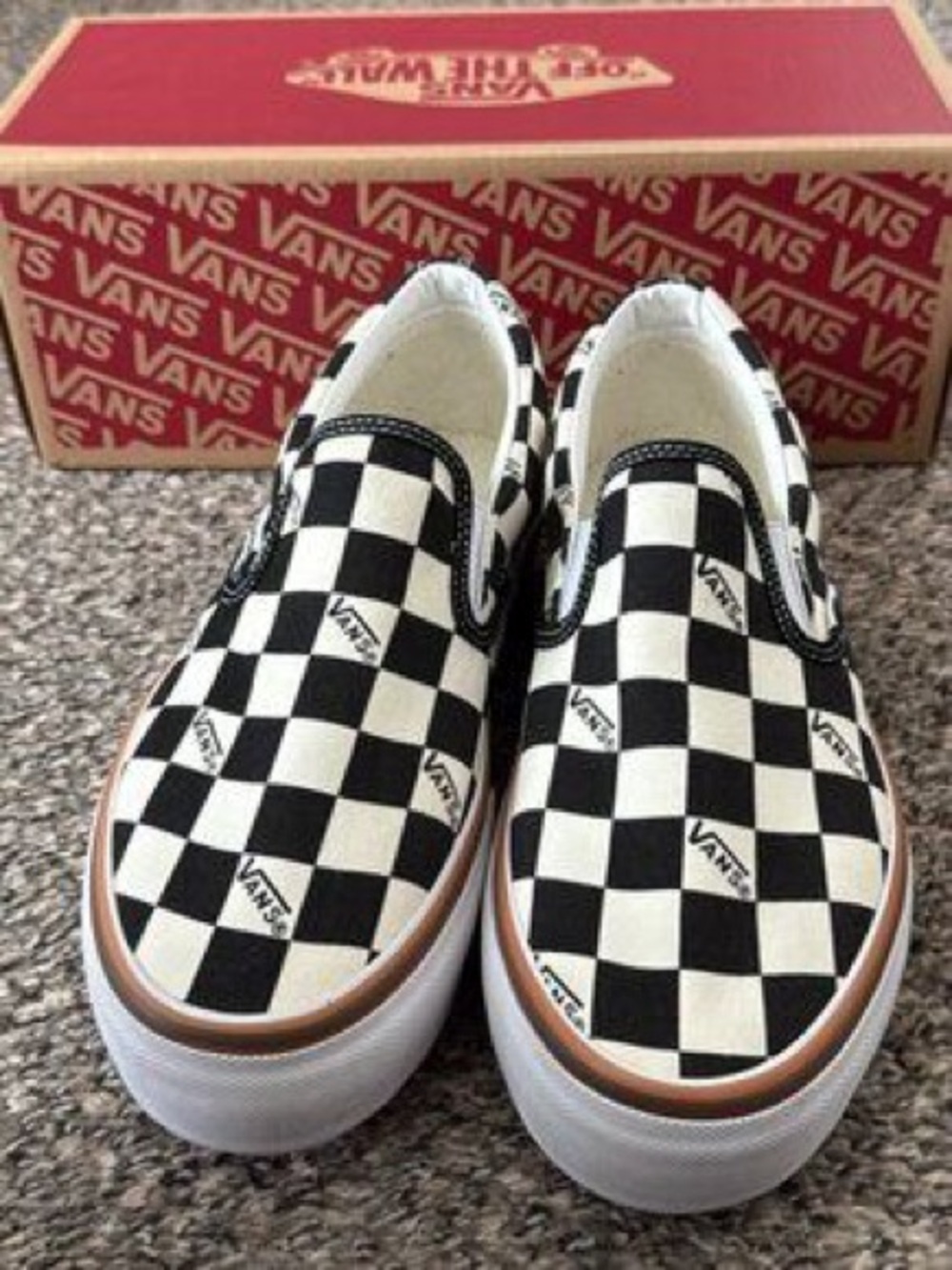Vans Checkerboard Slip-On Platform with Gum Trim - Black & White - Picture 2 of 4